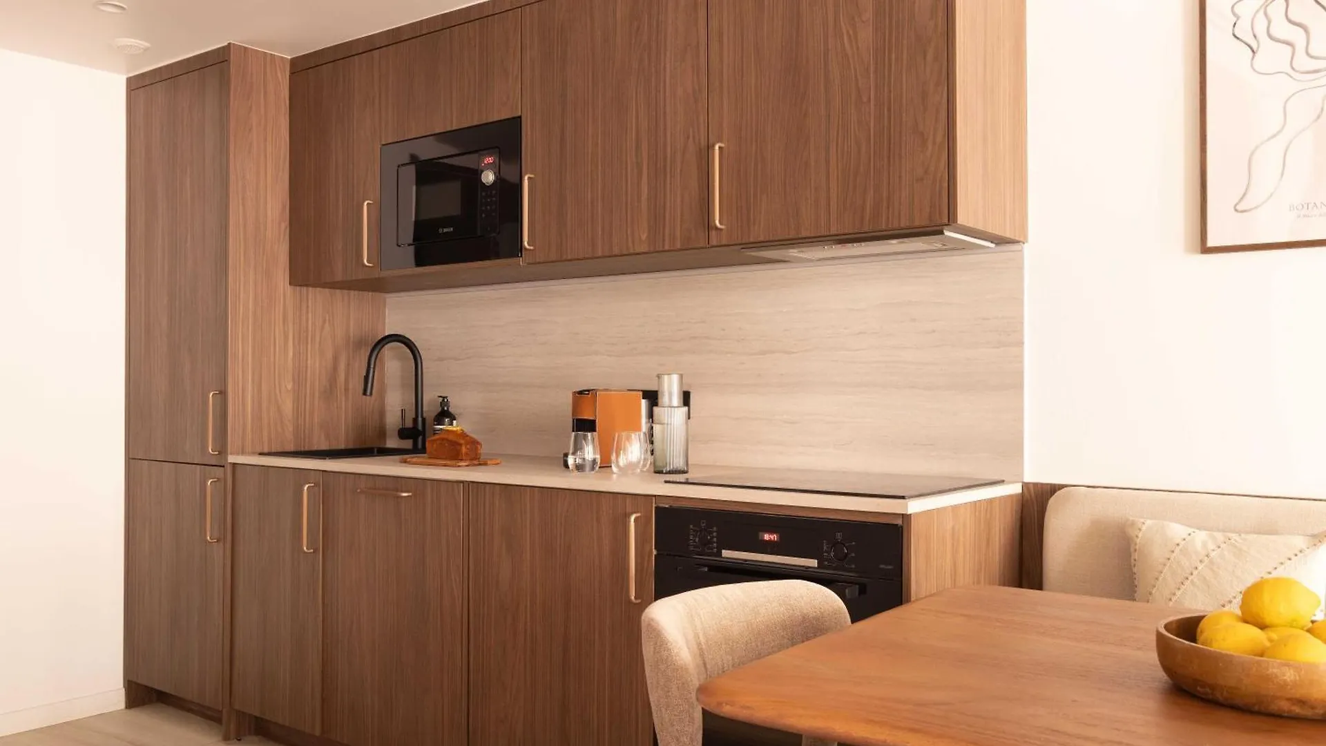 Chic A C Central Apt - 2Bdr 6P - Faubourg S Denis Parijs Frankrijk