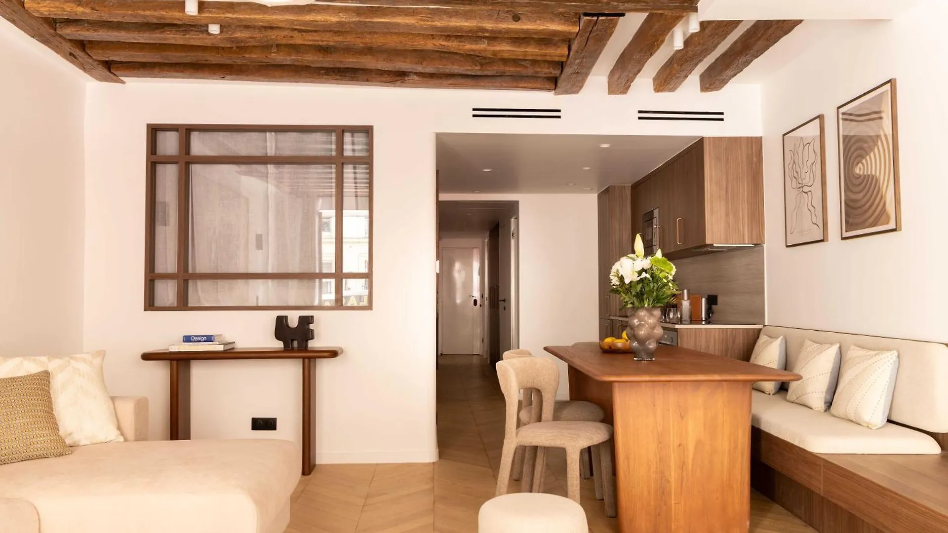 Chic A C Central Apt - 2Bdr 6P - Faubourg S Denis París