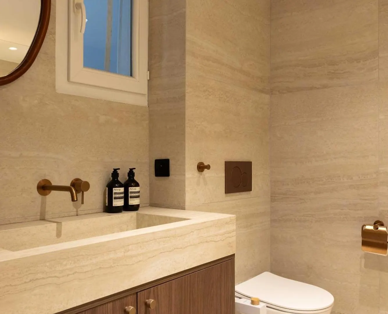 Chic A C Central Apt - 2Bdr 6P - Faubourg S Denis París Francia